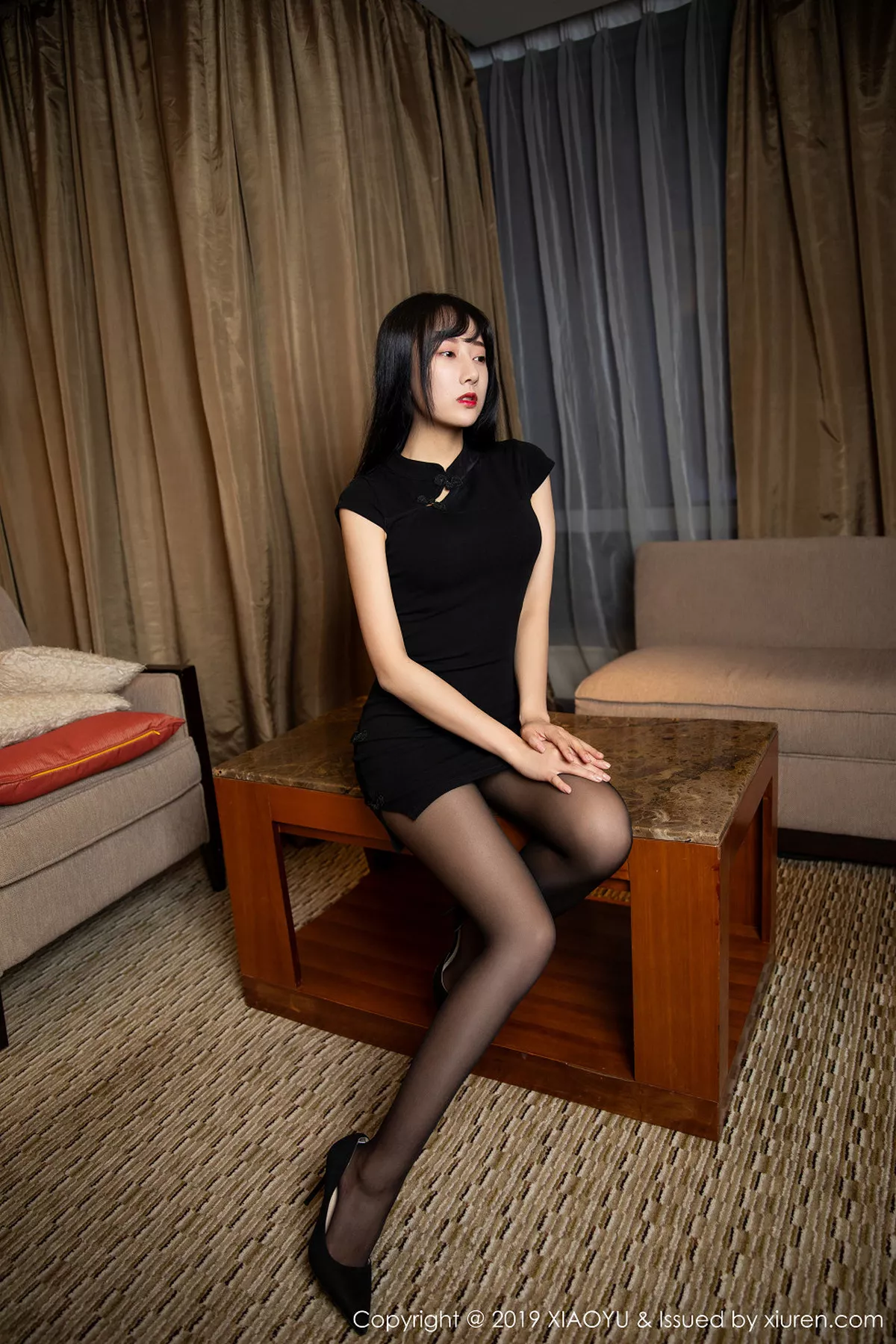 XIAOYU  语画界 Vol.145 何嘉颖 性感内衣黑丝美腿