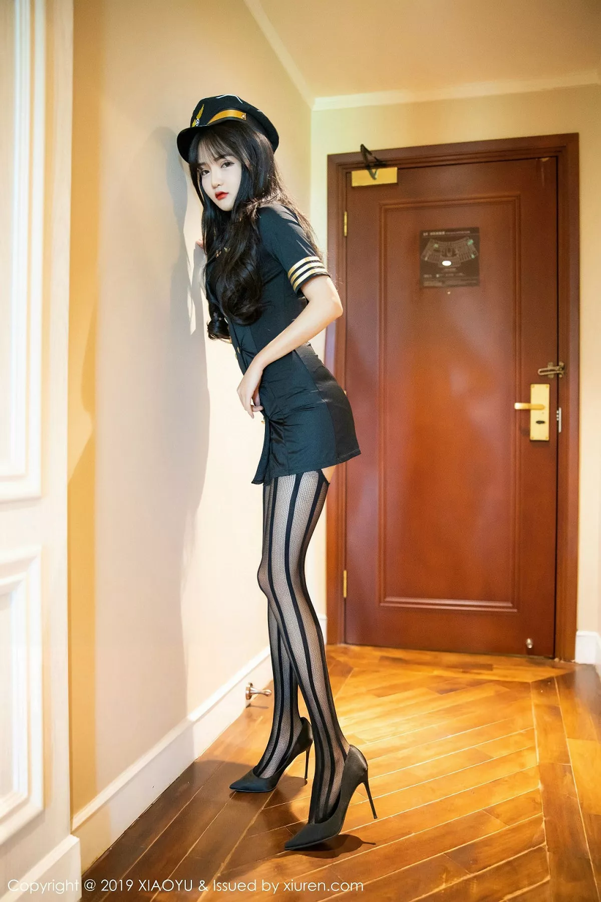 XIAOYU  语画界 Vol.206 女警制服89P写真 Miko酱吖