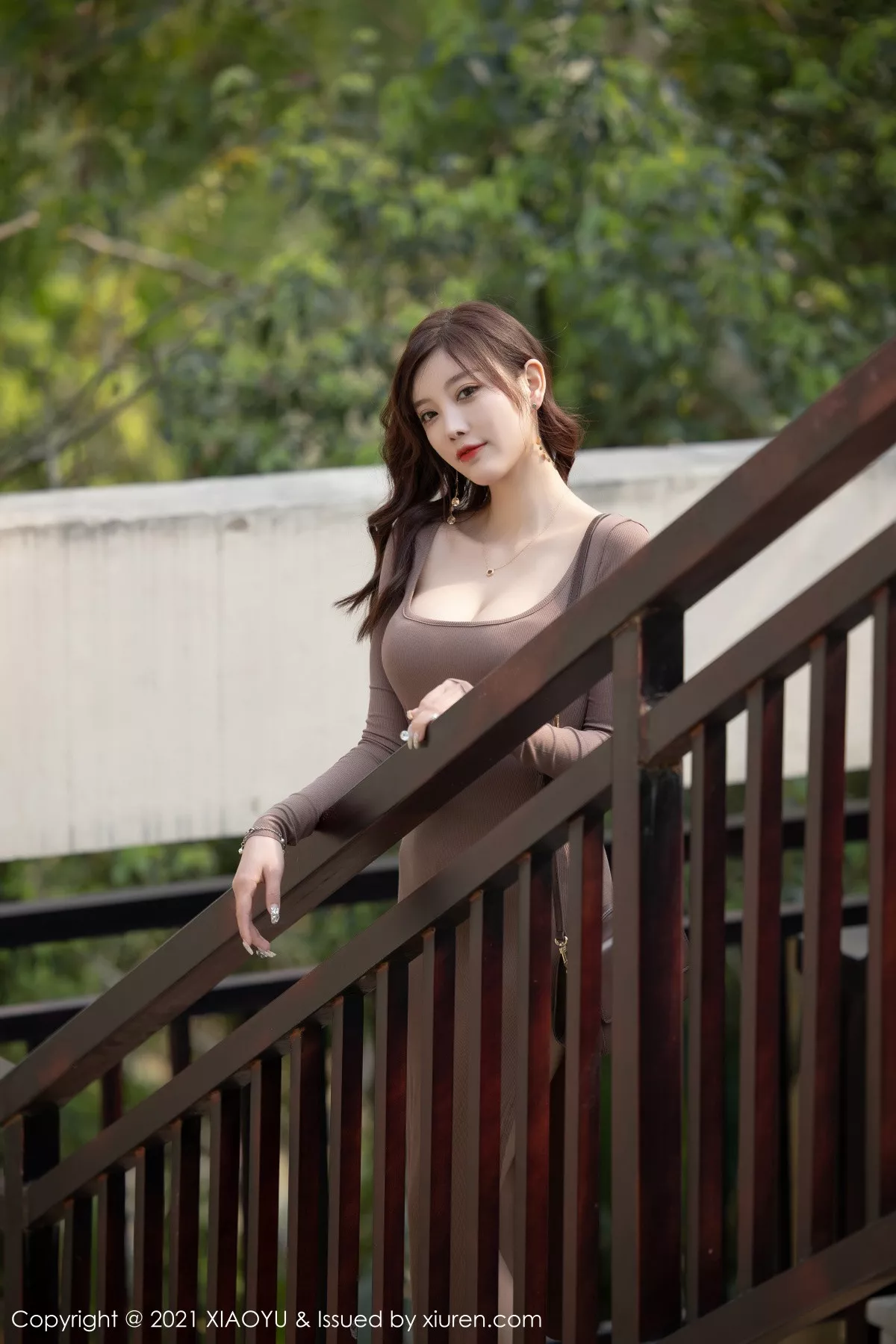 XIAOYU  语画界 Vol.492 高开衩美裙 杨晨晨sugar 美腿厦门旅拍