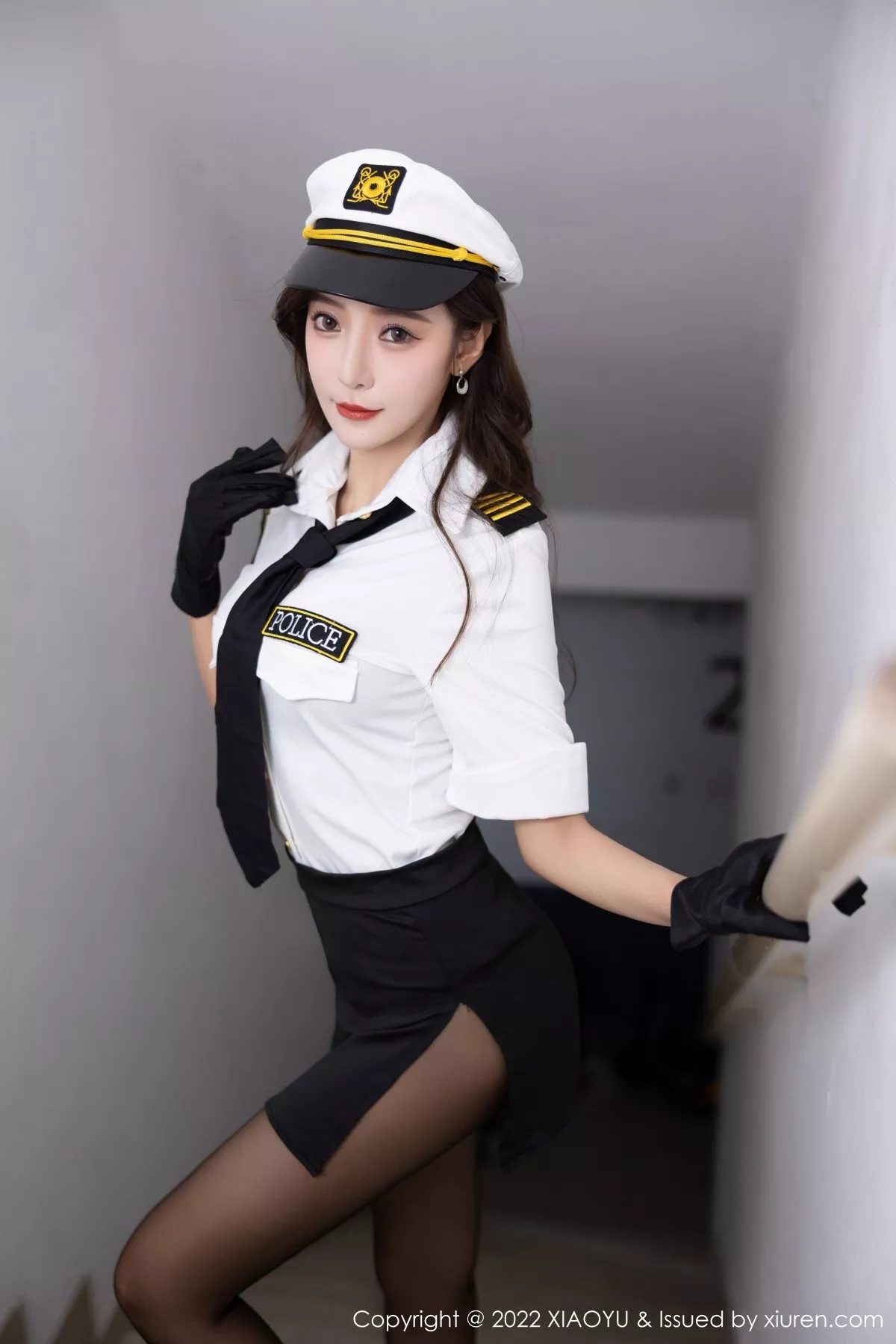 XIAOYU  语画界 Vol.867  王馨瑶yanni 韩国女警官制服性感写真1
