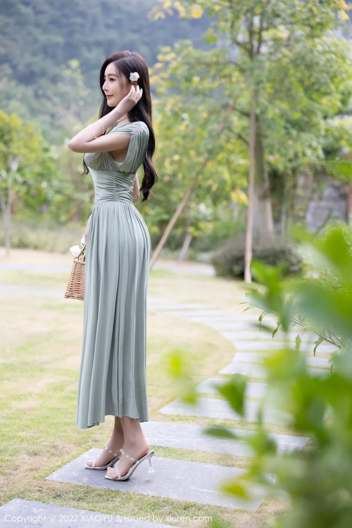 XIAOYU  语画界 Vol.896  王馨瑶yanni 白色比基尼杭州旅拍1