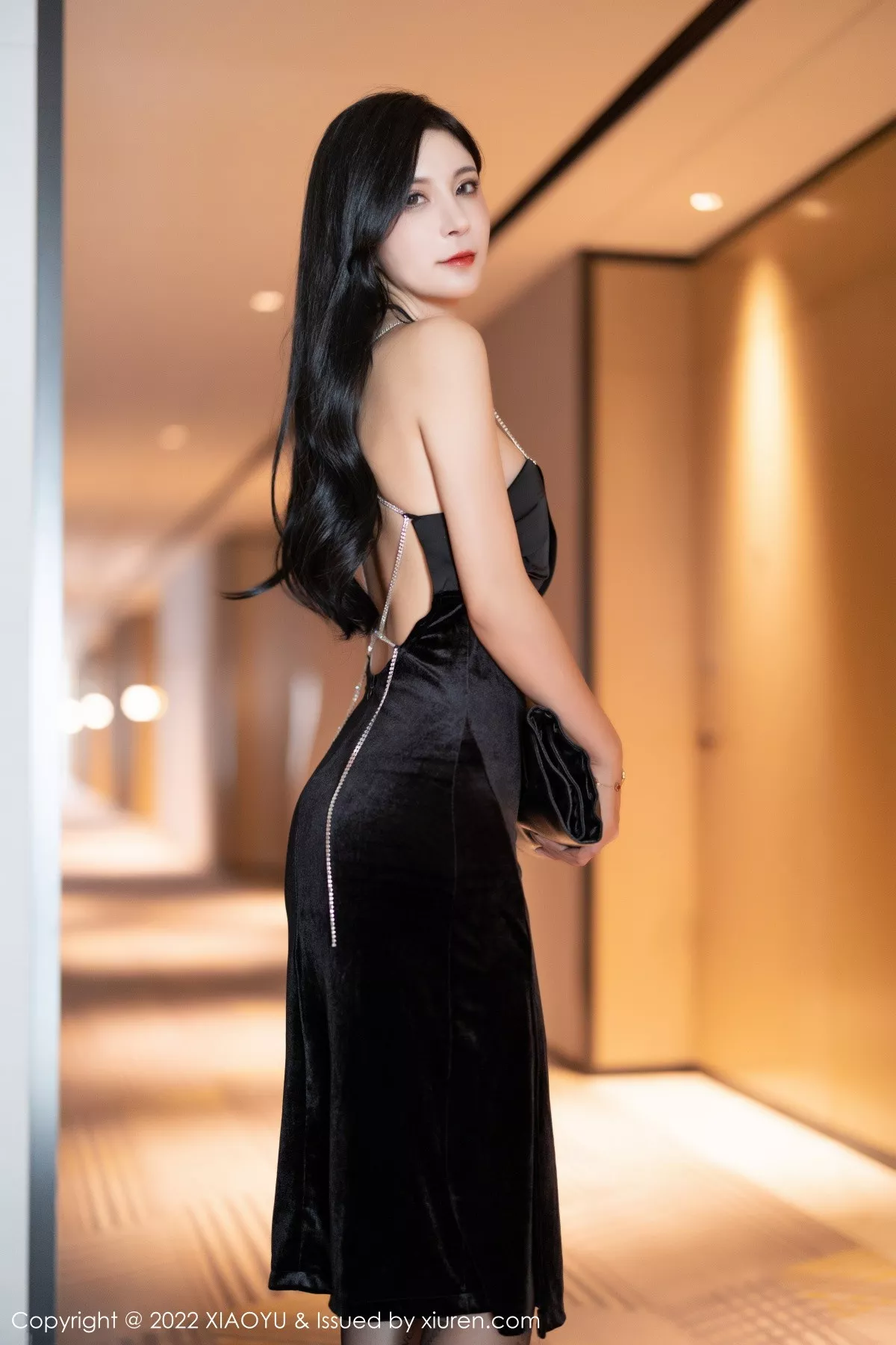 XIAOYU  语画界 Vol.908  小蛮妖Yummy 浅色情趣蕾丝旗袍杭州旅拍1
