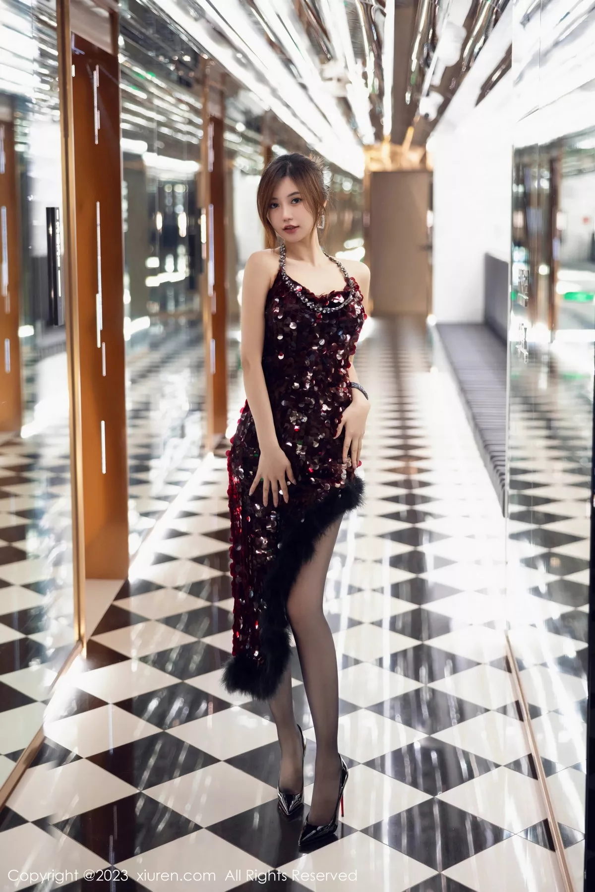 秀人网 绮里嘉ula No.7679在线看图,梦幻光影下的纯白花语与午后慵懒时光写真摄影故事 秀人网 绮里嘉ula No.7679在线看图,梦幻光影下的纯白花语与午后慵懒时光写真摄影故事