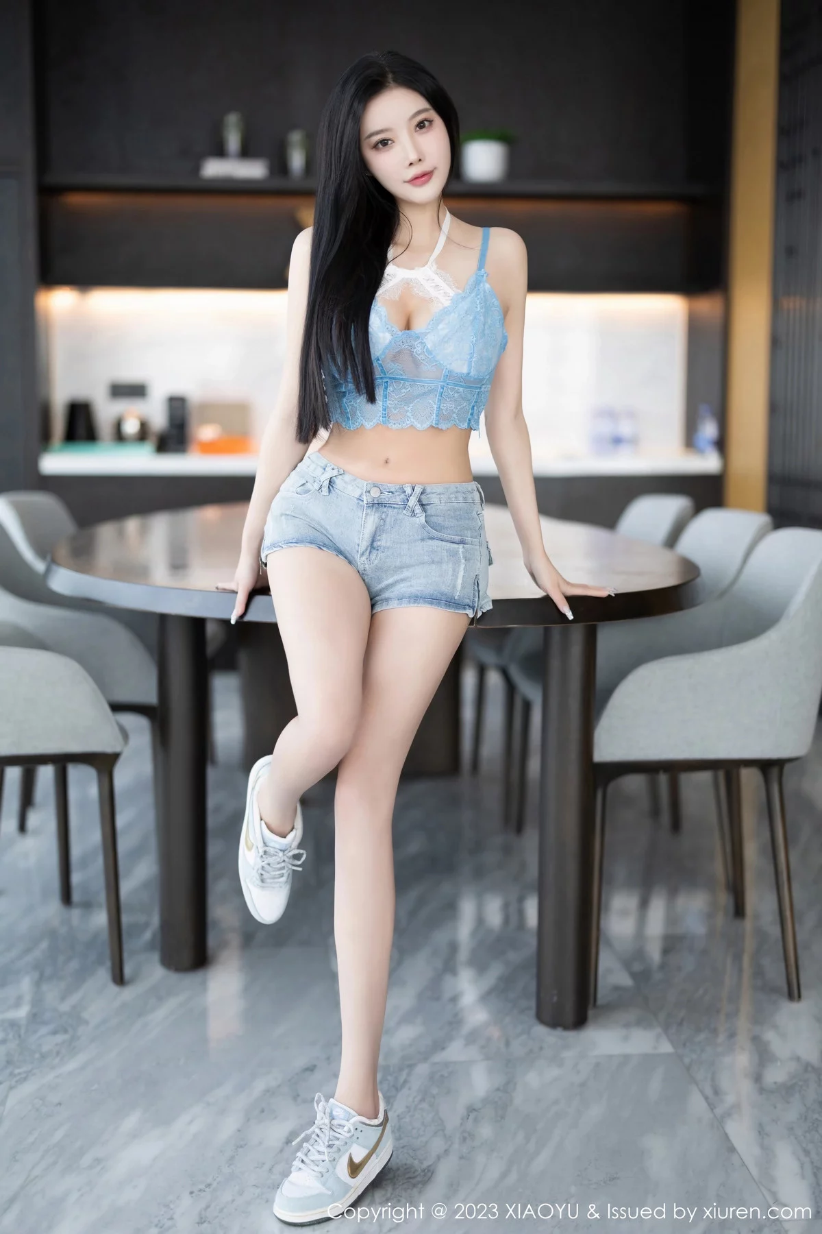 XIAOYU  语画  Vol.1165  杨晨晨Yome 超短牛仔裤海南旅拍1