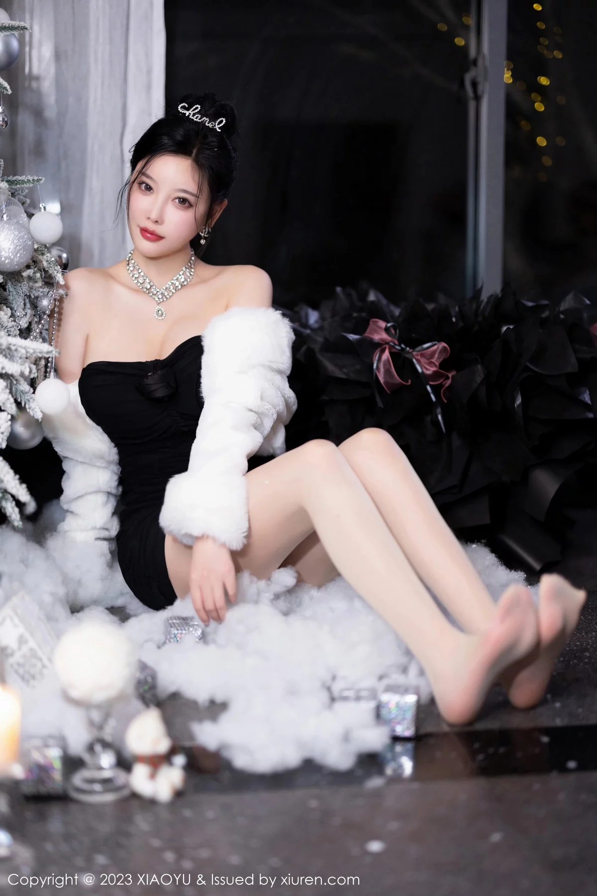 XIAOYU  语画  Vol.1170  杨晨晨Yome 皮衣网袜海南旅拍111