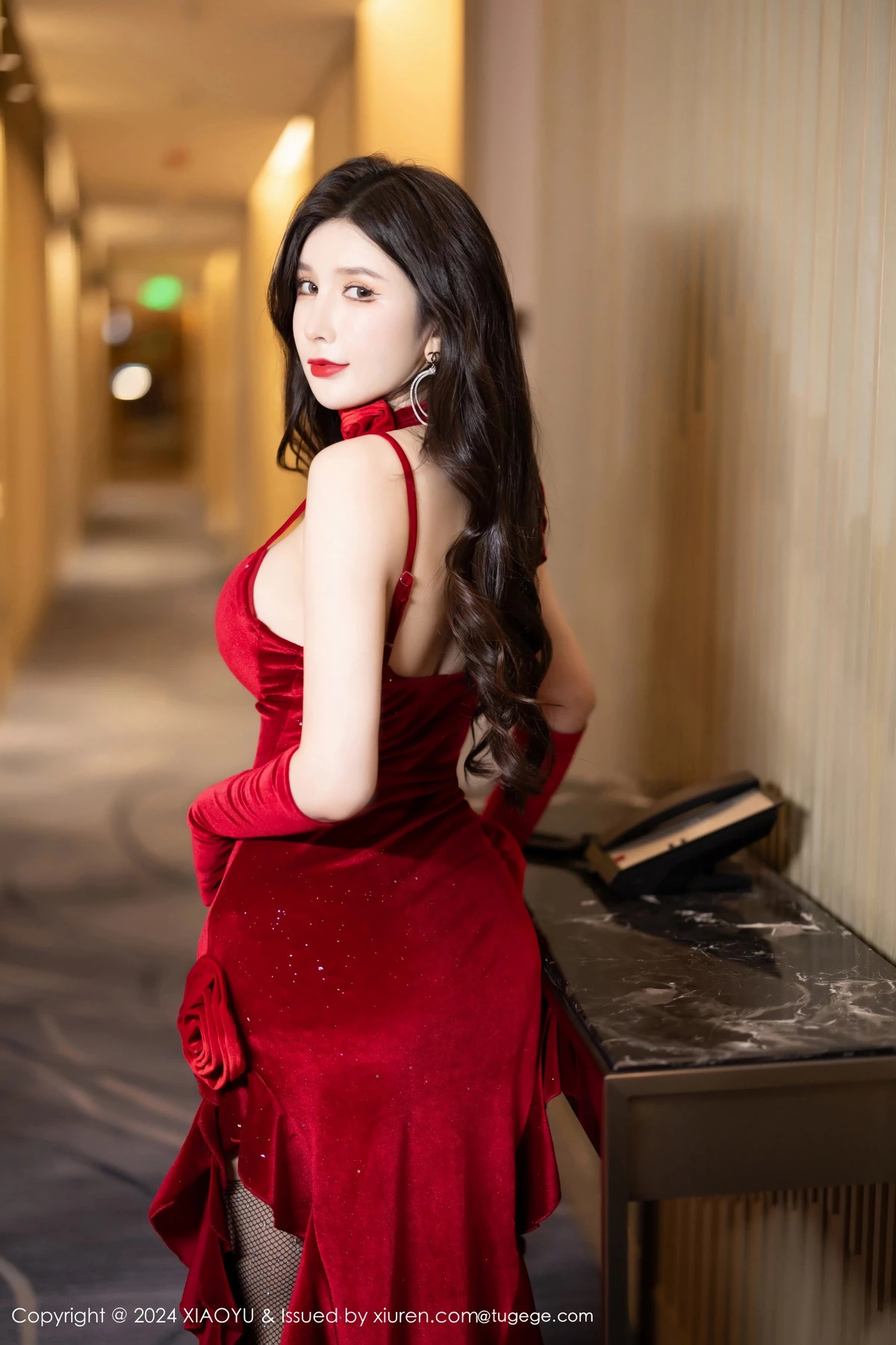 XIAOYU  语画  Vol.1228 李丽莎 暗红色吊带短裙性感写真3
