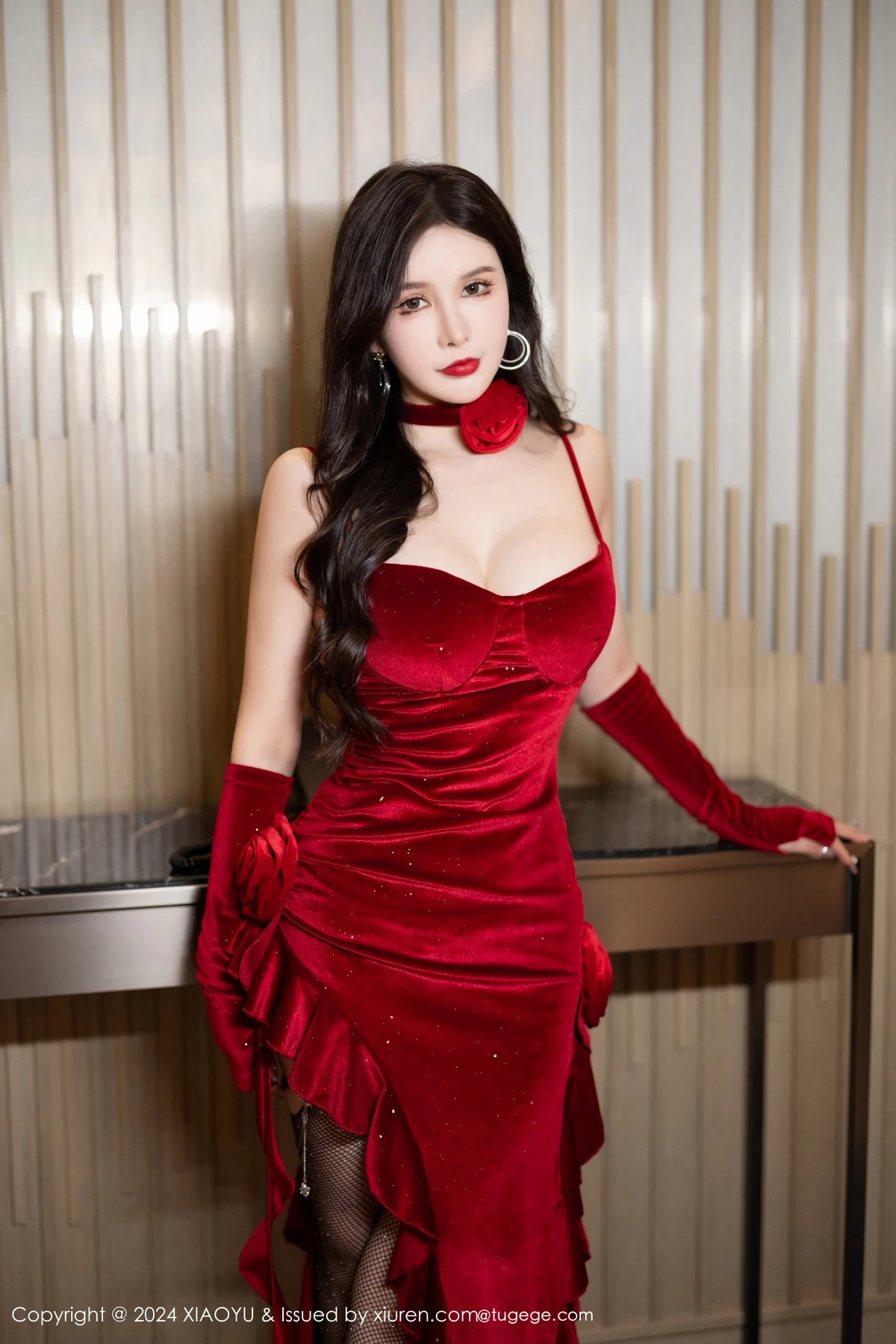 XIAOYU  语画  Vol.1228 李丽莎 暗红色吊带短裙性感写真3
