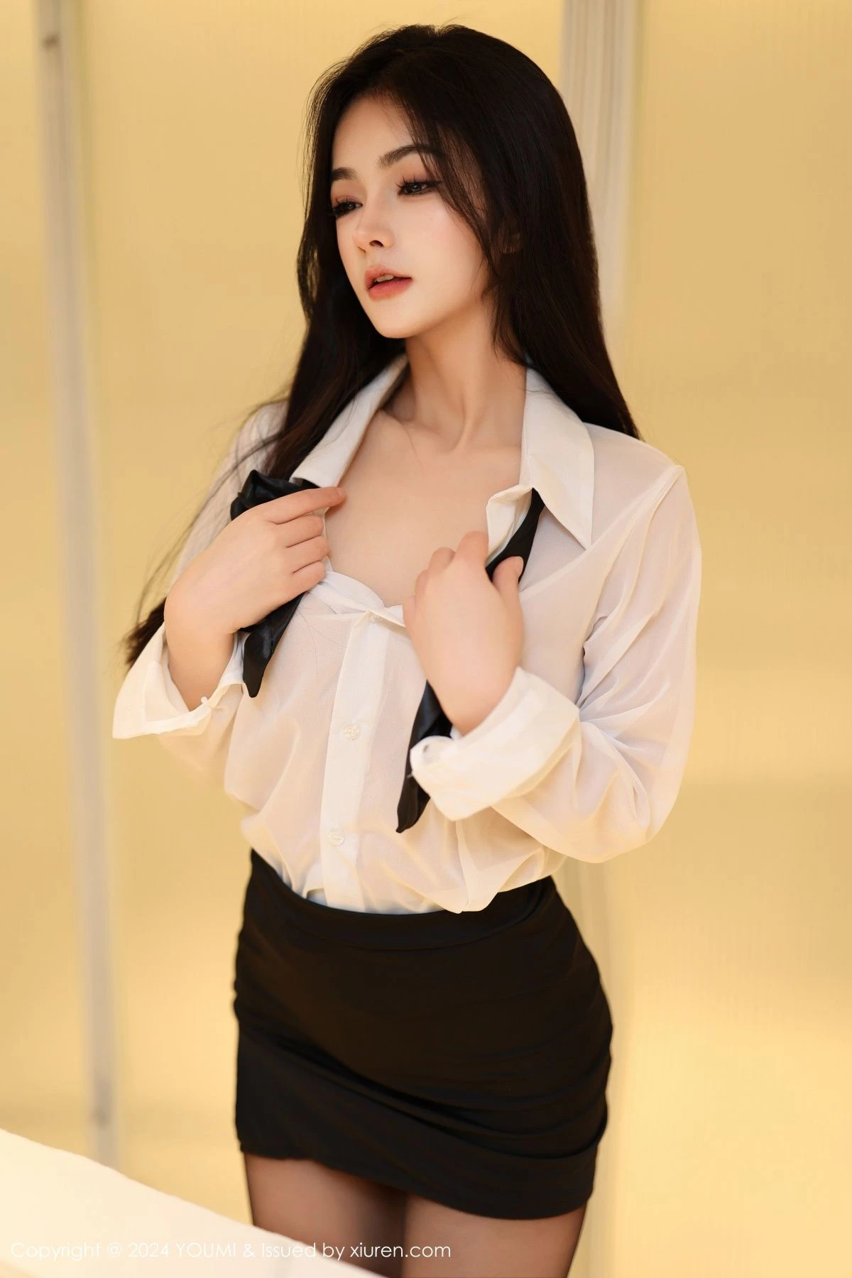 YOUMI 尤蜜荟 Vol.1050 谭小灵 白色轻透上衣性感写真11 YOUMI 尤蜜荟 Vol.1050 谭小灵 白色轻透上衣性感写真11