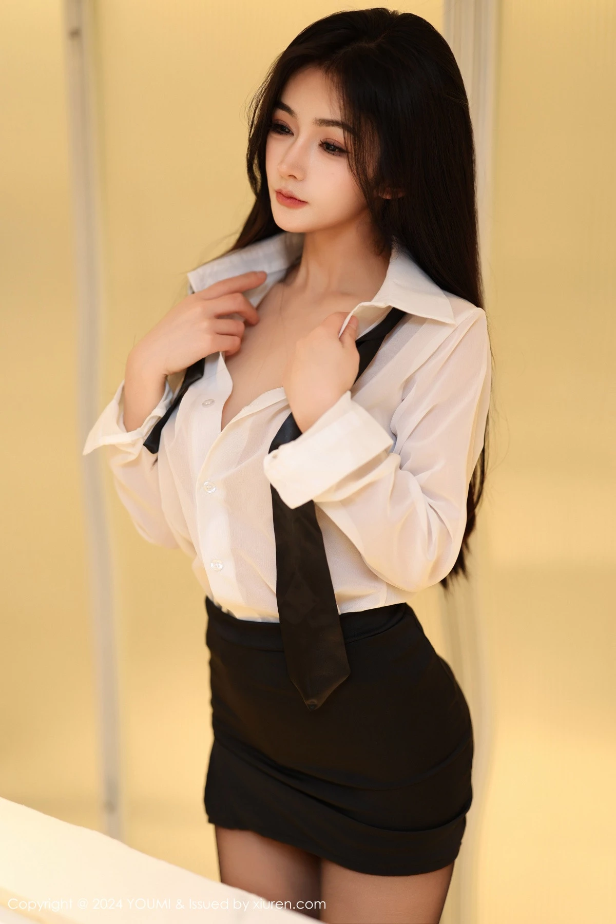 YOUMI 尤蜜荟 Vol.1050 谭小灵 白色轻透上衣性感写真11 YOUMI 尤蜜荟 Vol.1050 谭小灵 白色轻透上衣性感写真11