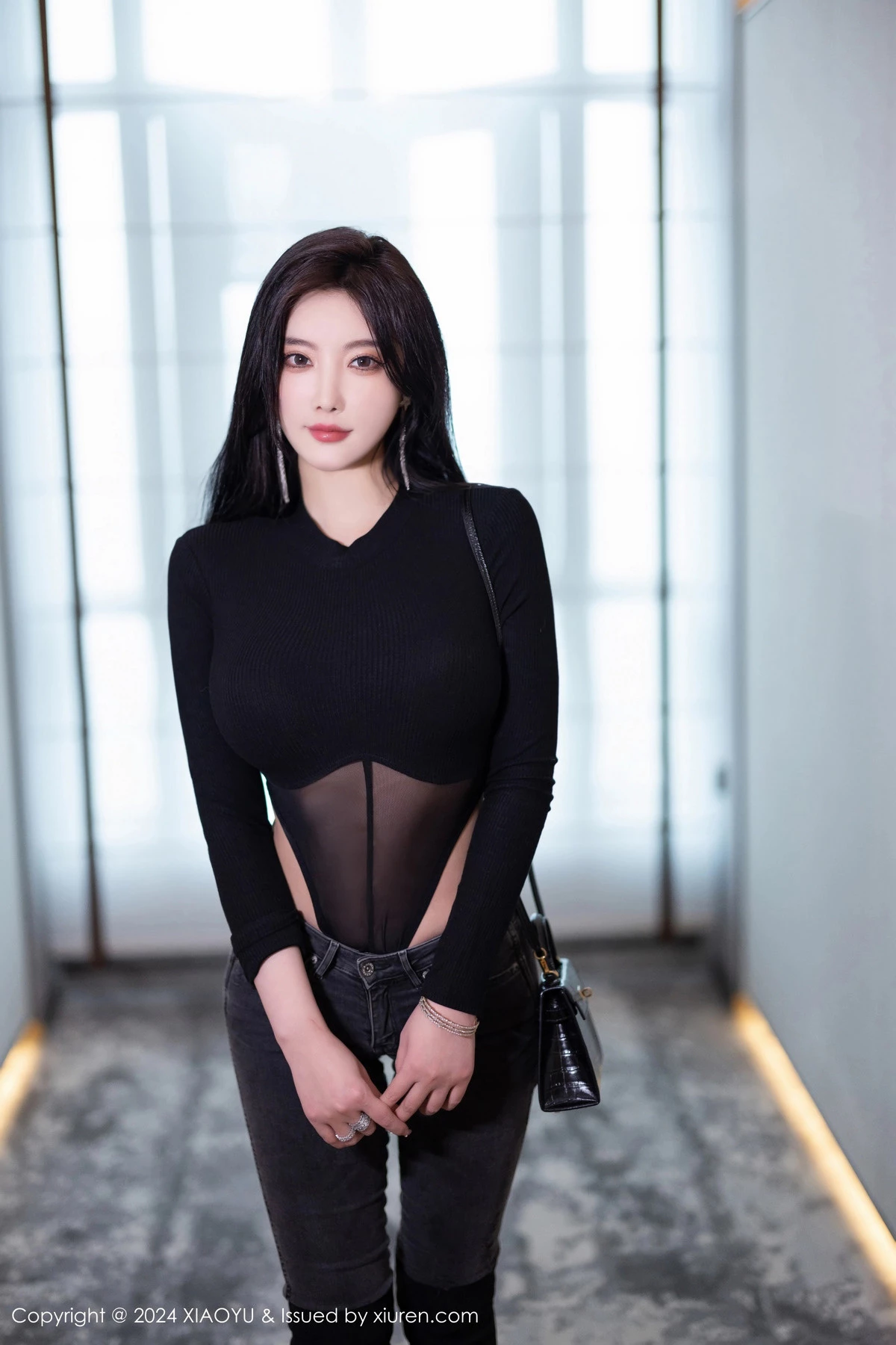 XIAOYU  语画  Vol.1243 杨晨晨Yome 黑色网状哈尔滨旅拍写真11