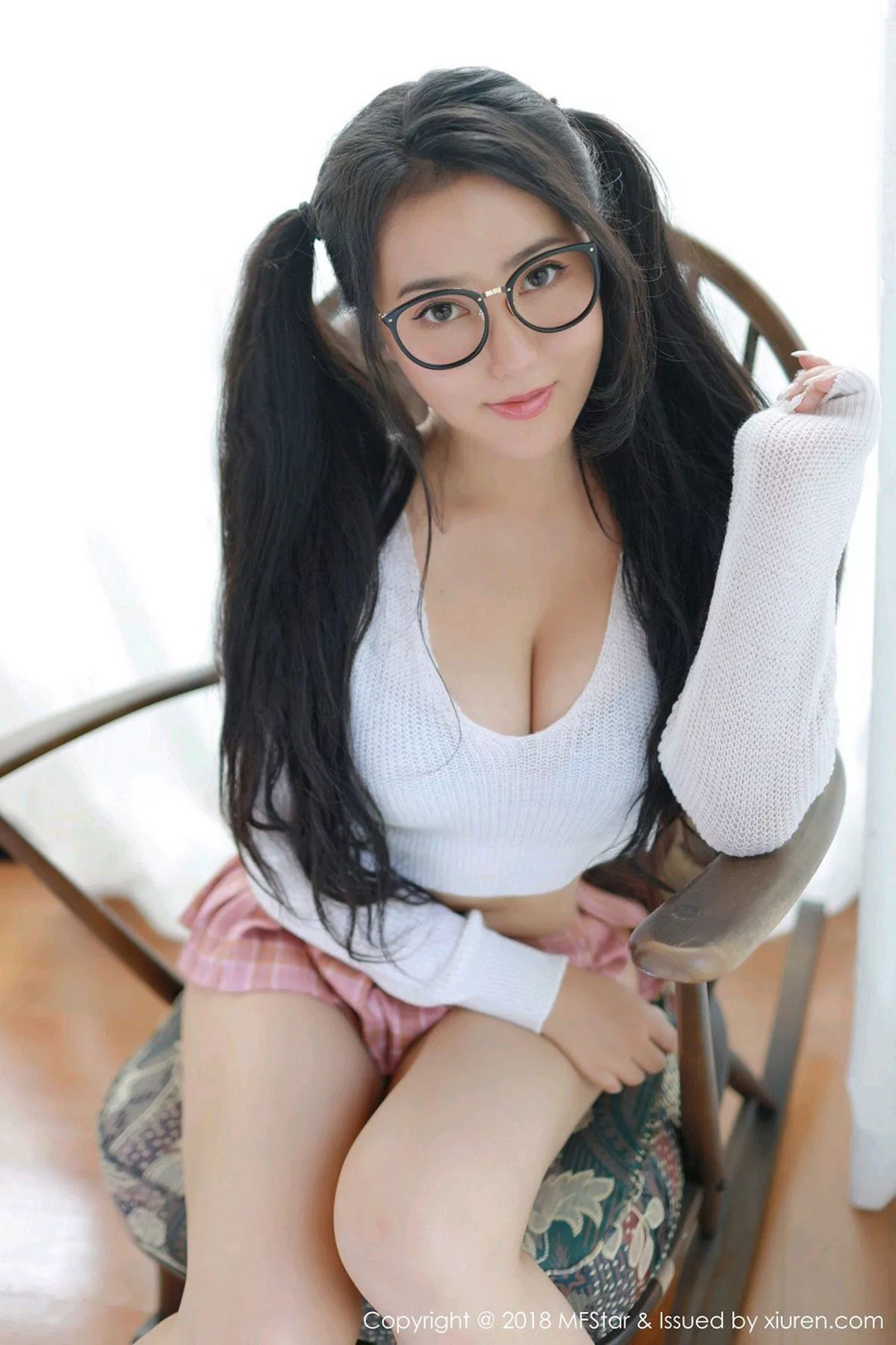 MFStar 模范学院 Vol.168 玛鲁娜 美臀眼镜妹