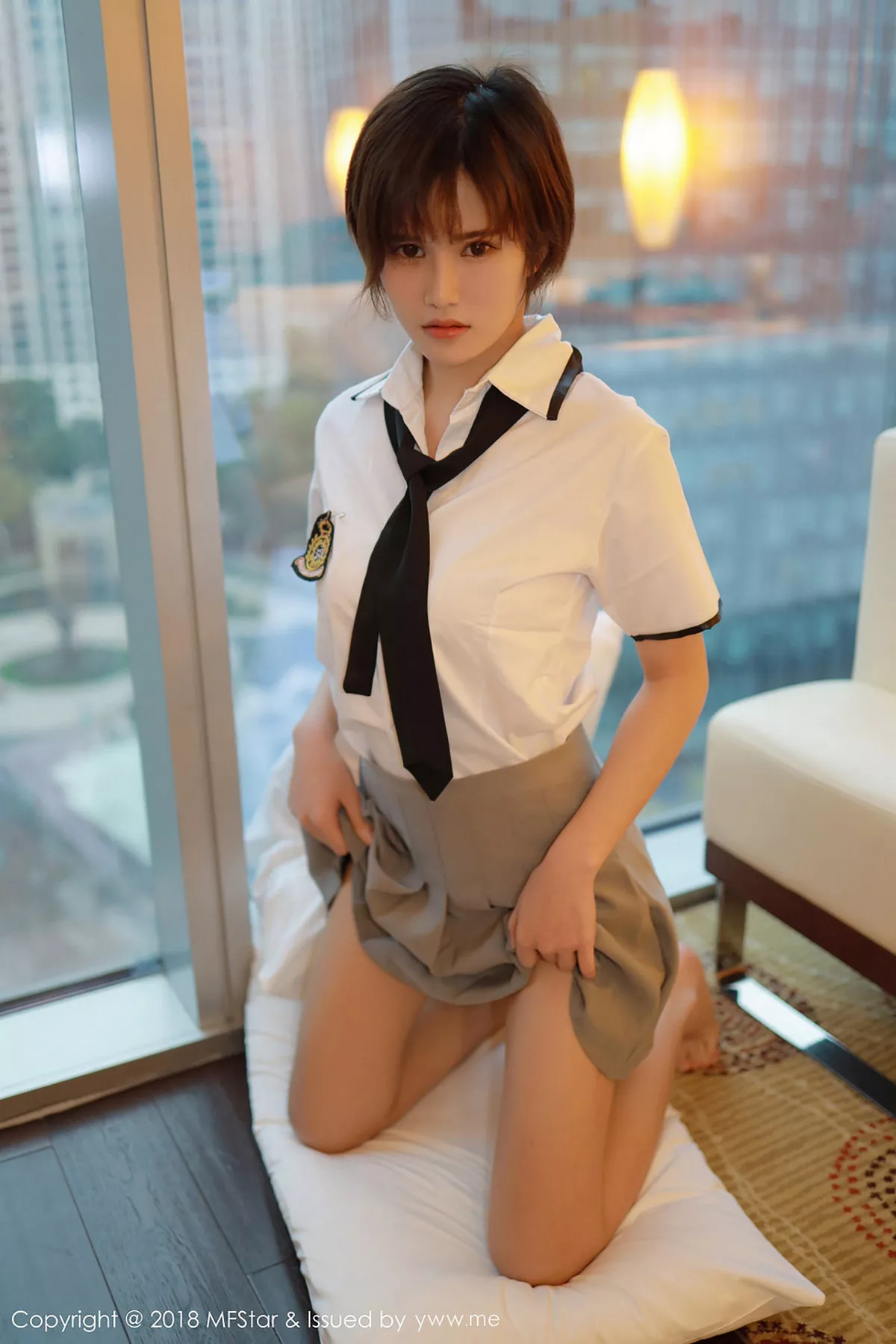 MFStar 模范学院 Vol.172 小资2002 短发美女学生妹制服