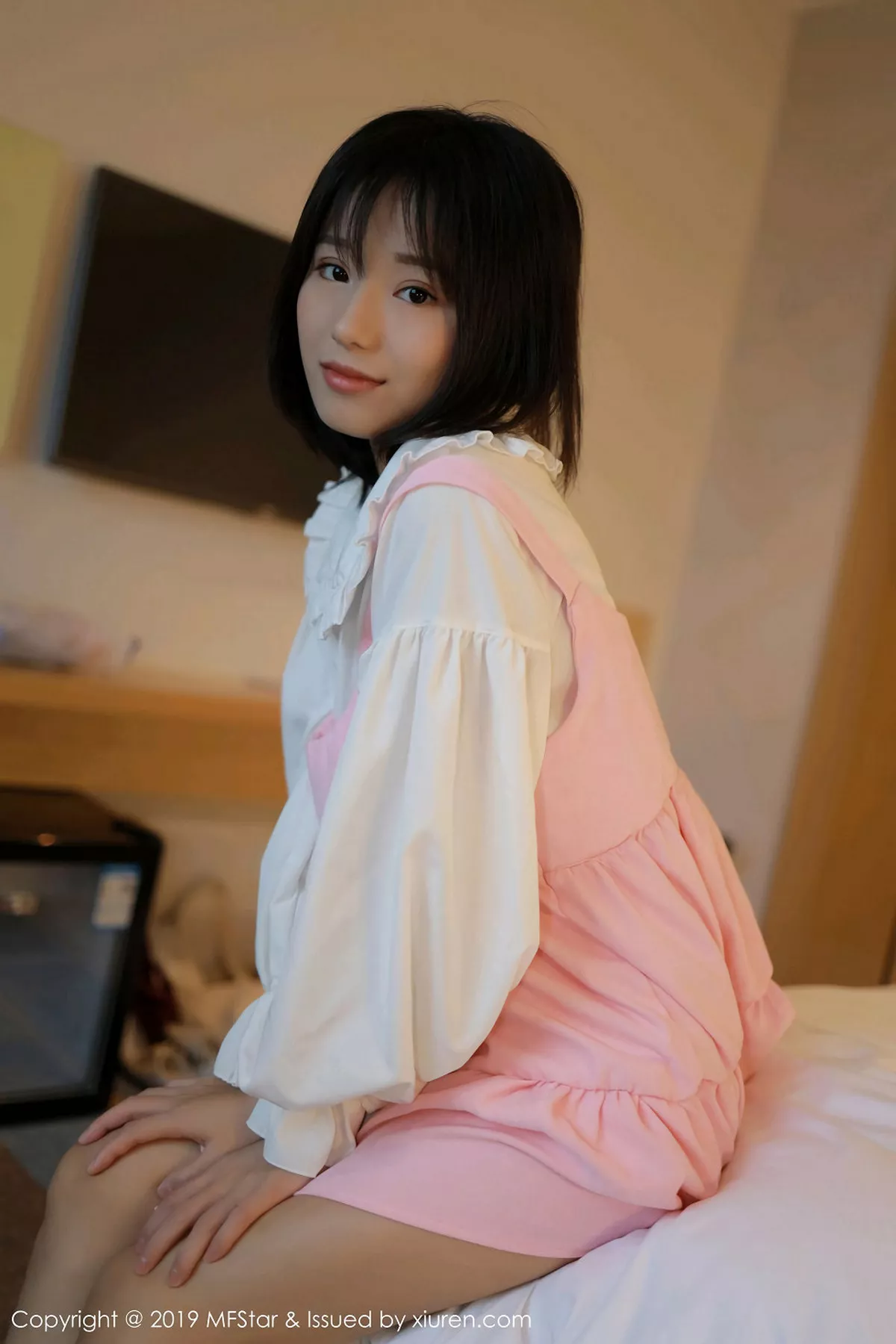 MFStar 模范学院 Vol.203 Baileys香儿 短发美女白衬衫系列