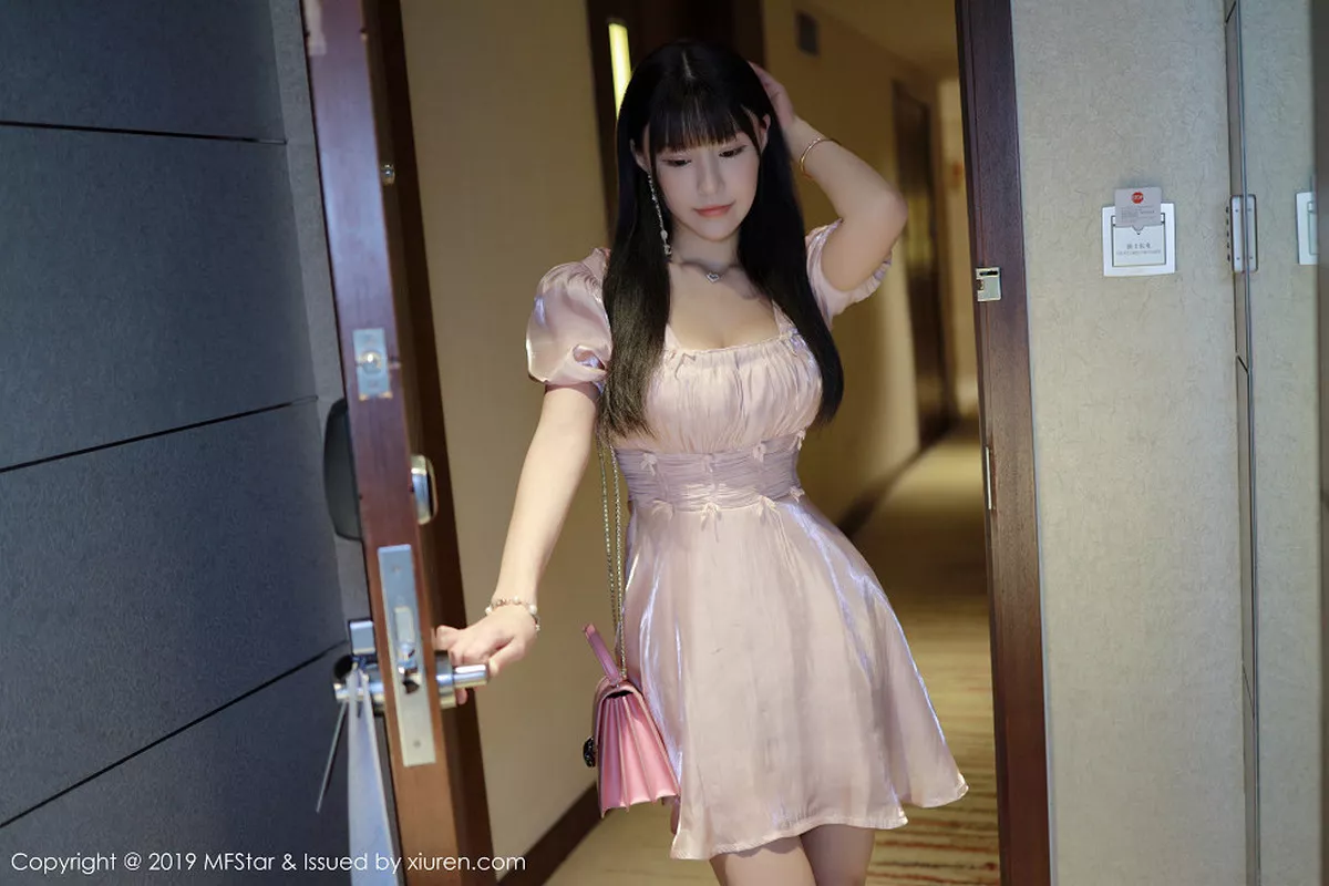 MFStar 模范学院 Vol.217 91p萝莉公主 Flower朱可儿