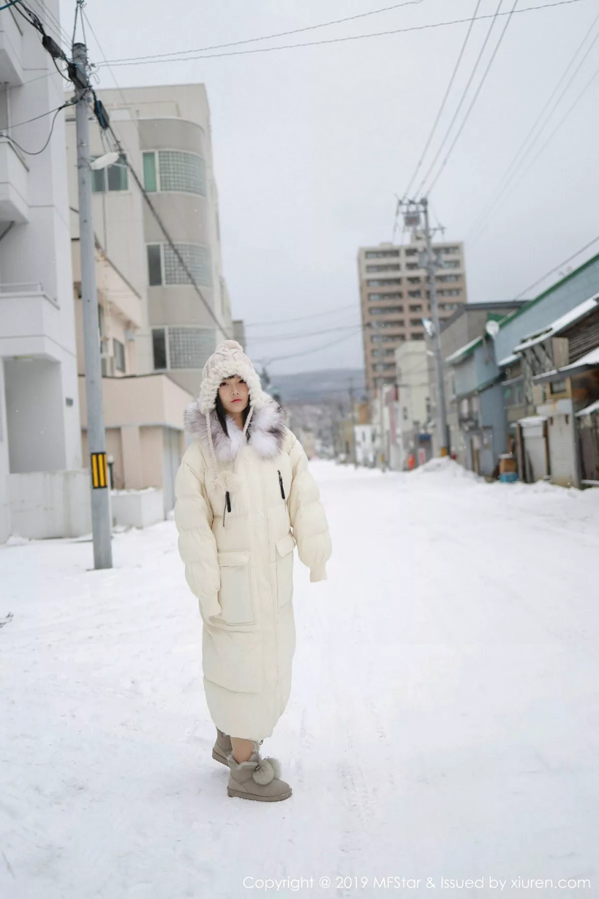 MFStar 模范学院 Vol.246 雪地爆乳制服 徐微微mia 北海道旅拍...