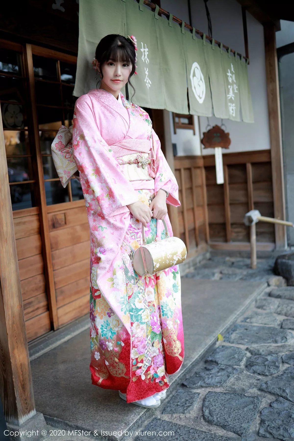 MFStar 模范学院 Vol.254 绚丽和服 朱可儿Flower 日本旅拍写真