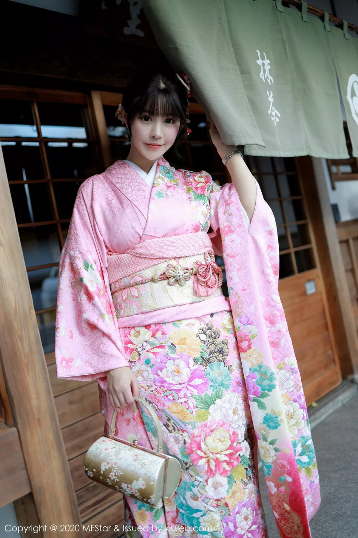 MFStar 模范学院 Vol.254 绚丽和服 朱可儿Flower 日本旅拍写真