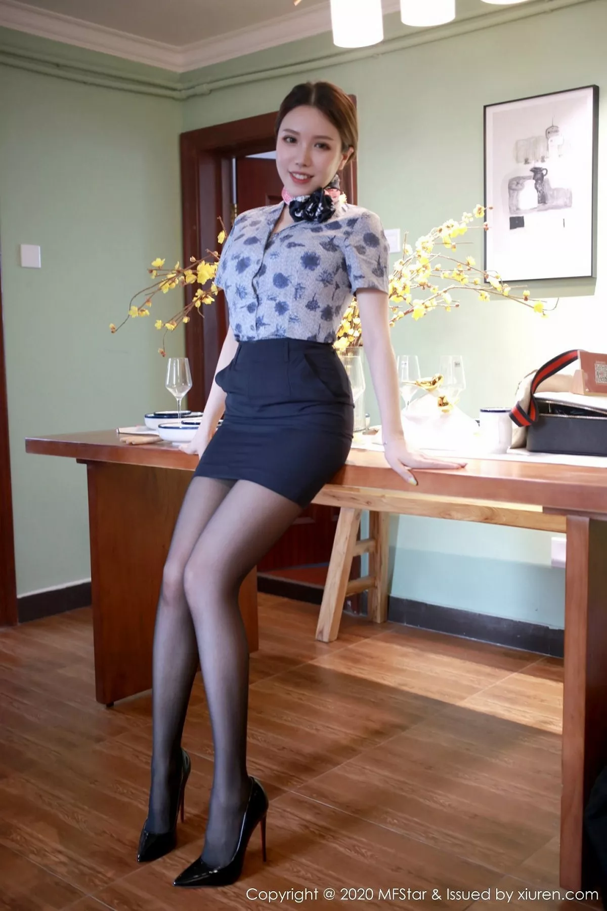 MFStar 模范学院 Vol.286 空姐制服 黄楽然 性感制服写真