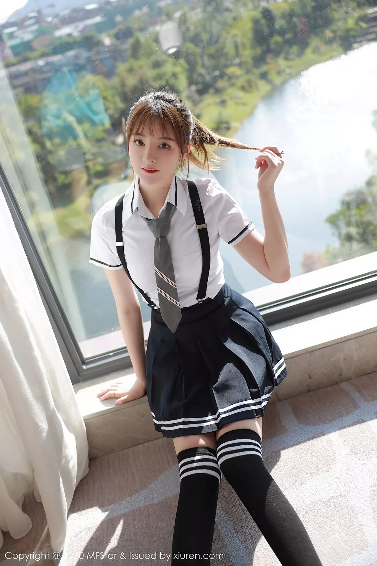 MFStar 模范学院 Vol.390  清纯学院风校服 yoo优优  四川旅拍