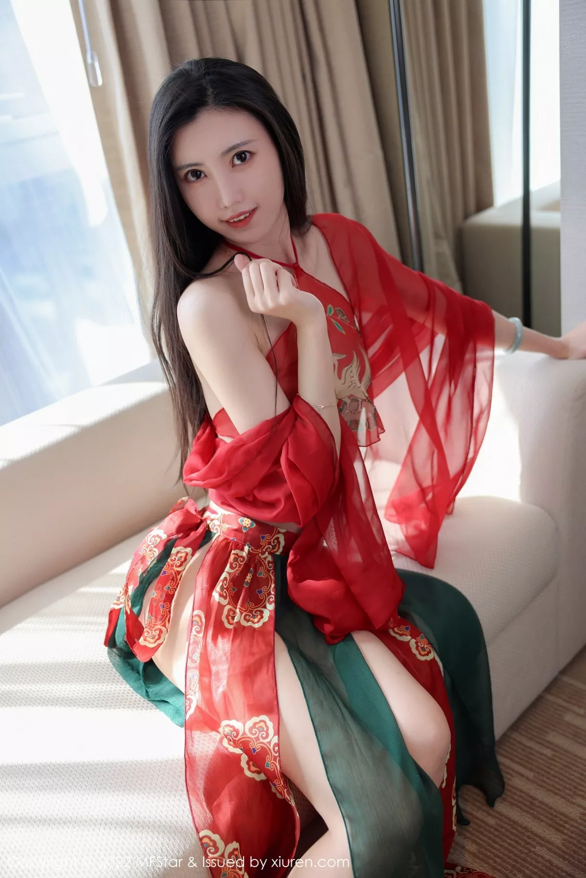 MFStar 模范学院 Vol.560 新人首套写真 吴思晚 古典服饰3