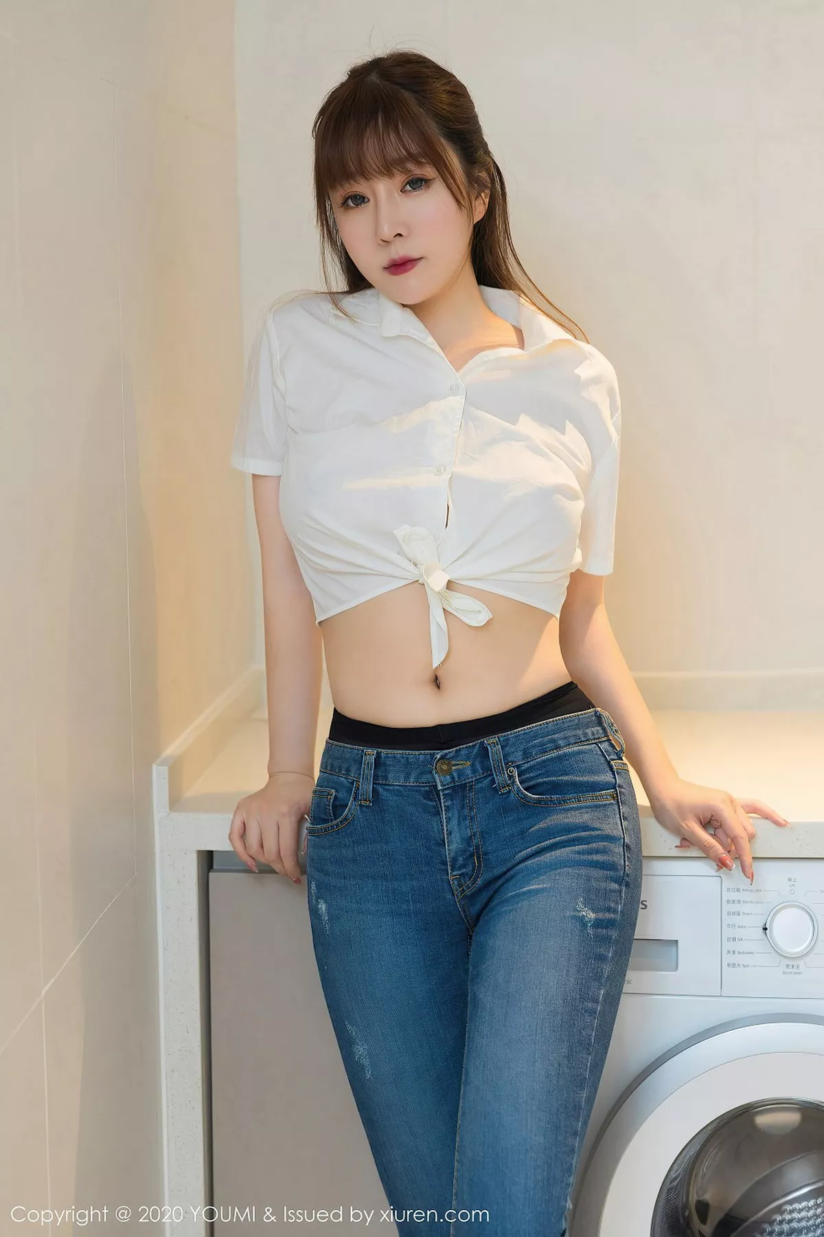 YOUMI 尤蜜荟 Vol.522 湿身诱惑 王雨纯 性感牛仔 妩媚熟女
